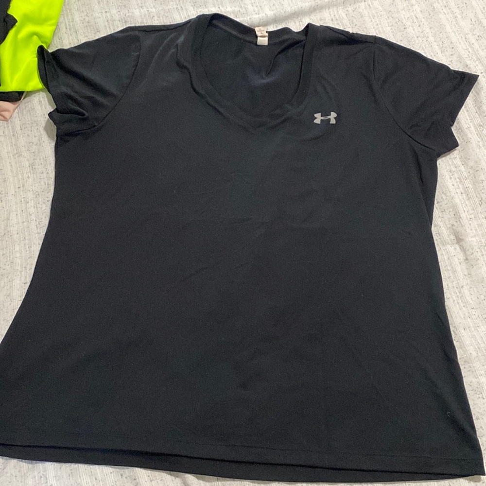 Under Armor Black top